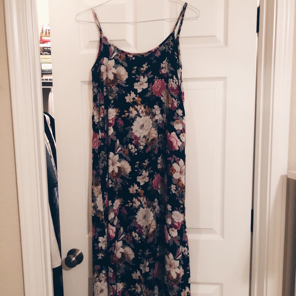 Navy Blue Floral Maxi Dress